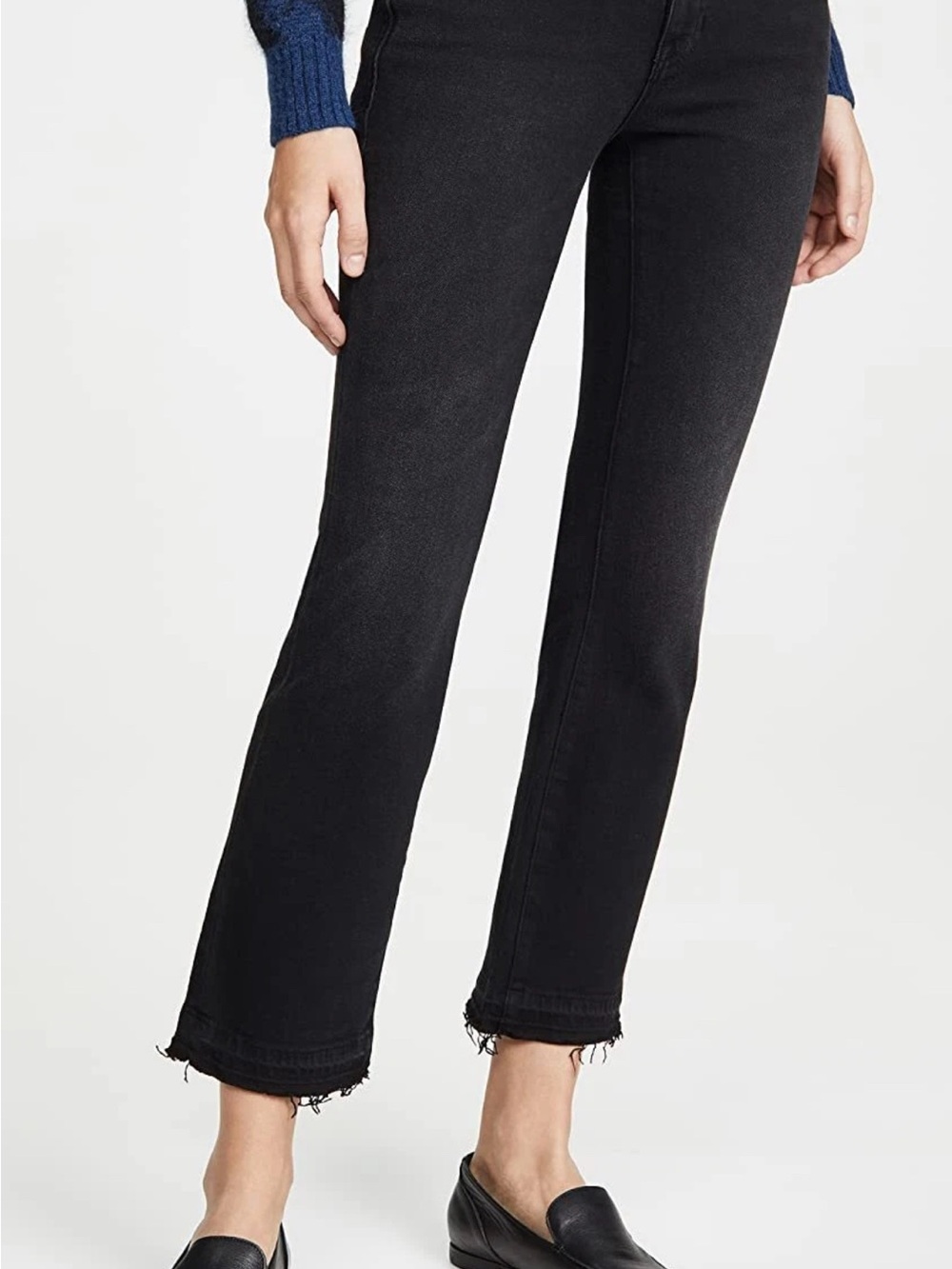 AYR The Rocker Jeans with Frayed Hem in Magnetic Black Cropped
Denim Size